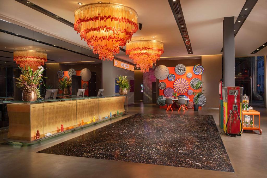Milan’s Navigli: Curated Luxury Stays for Discerning Travelers